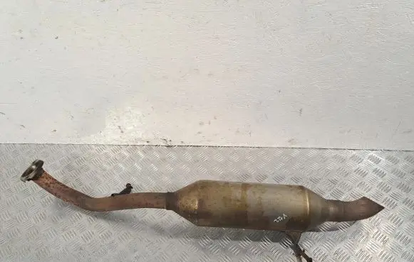 Toyota Verso Rear muffler/silencer tail pipe 174300R100 30R06