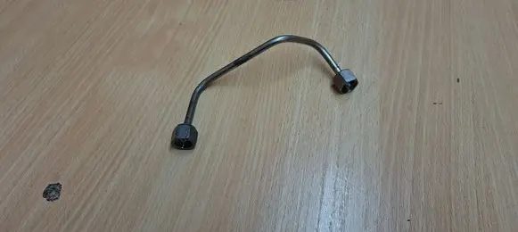 Renault Espace IV Fuel injector supply line/pipe 8200613205