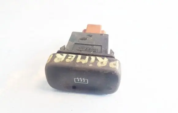 Nissan Primera Windscreen/window heater switch