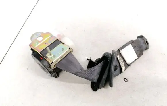 Mitsubishi Eclipse Rear seatbelt N075049R