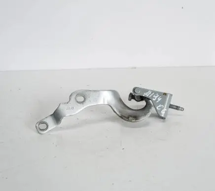 Audi A3 S3 8P Tailgate/trunk/boot hinge 8P4827300A