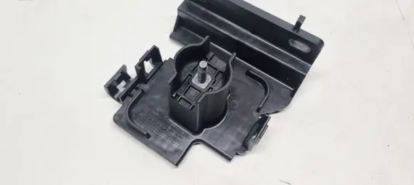 Renault Arkana Fuse box cover 243627878R