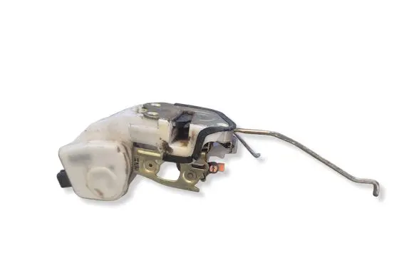 Mitsubishi L200 Front door lock 