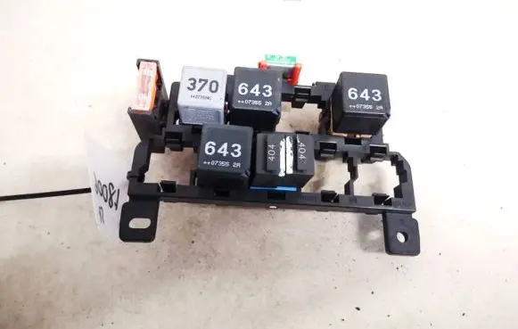 Audi A6 S6 C6 4F Fuse box set 4f0937503