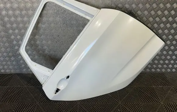 BMW 2 F45 Rear door 