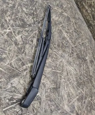 Honda Element Rear wiper blade arm