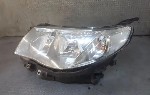 Subaru Forester SH Headlight/headlamp 
