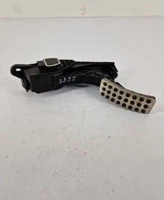Mercedes-Benz R W251 Accelerator throttle pedal A1643000104
