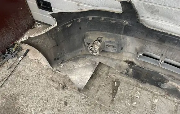 Chrysler Grand Voyager V Front bumper
