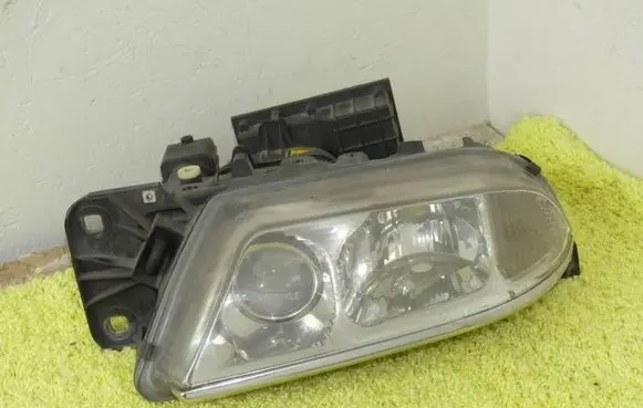 Alfa Romeo 166 Headlight/headlamp 60955920