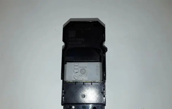 Honda CR-V Electric window control switch 83590T1GE910