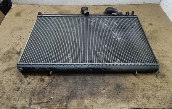 Citroen C6 Coolant radiator 9645610280