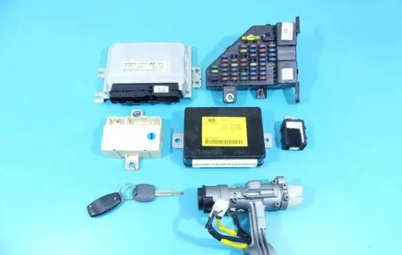 KIA Sportage Engine control unit/module ECU 5WY1988A IMPRK1322757