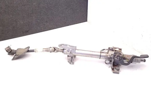 Steering wheel axle set