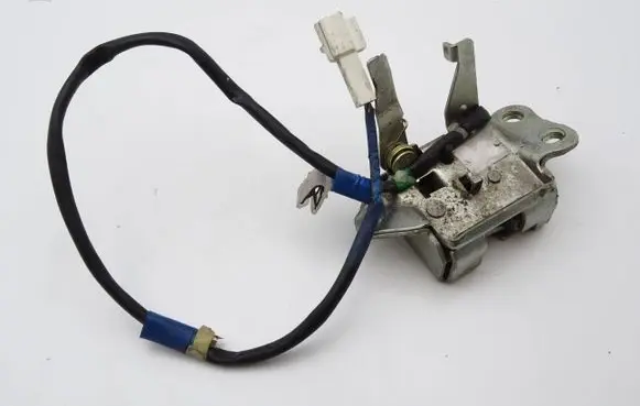 Toyota Yaris Tailgate/trunk/boot lock/catch/latch
