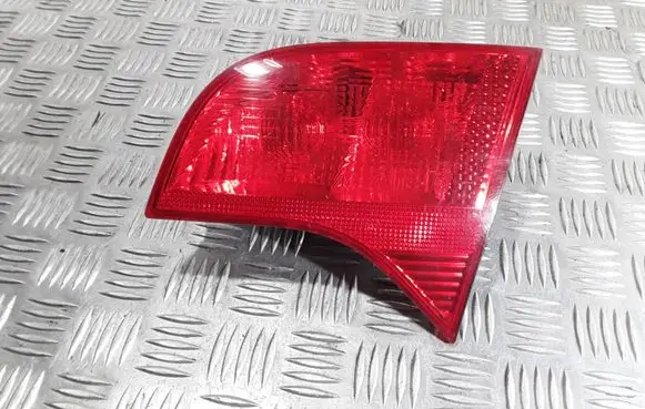 Audi A4 S4 B7 8E 8H Tailgate rear/tail lights 8E9945094