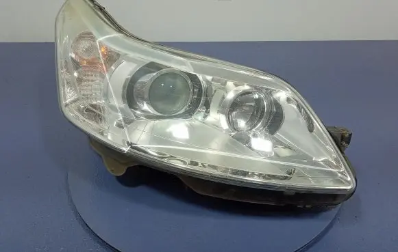 Citroen C4 I Headlight/headlamp 9680687180
