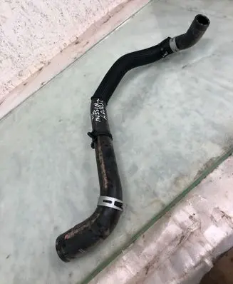 Nissan Qashqai J12 Engine coolant pipe/hose 215016ub3a