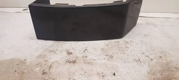 Volvo XC90 Rear/tail light trim molding 8620819
