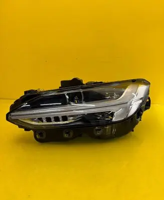 Volvo S90, V90 Headlight/headlamp 31446500