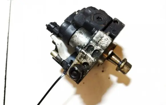 Ford Focus C-MAX Fuel injection high pressure pump 0445010089 9651844380