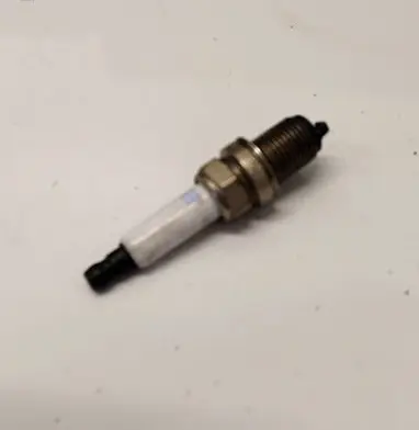 Audi A6 S6 C6 4F Spark plug