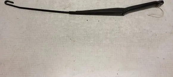 BMW X3 E83 Front wiper blade arm 705166802