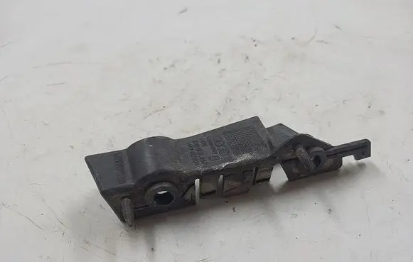 Audi A4 S4 B8 8K Front bumper mounting bracket 8K0807283