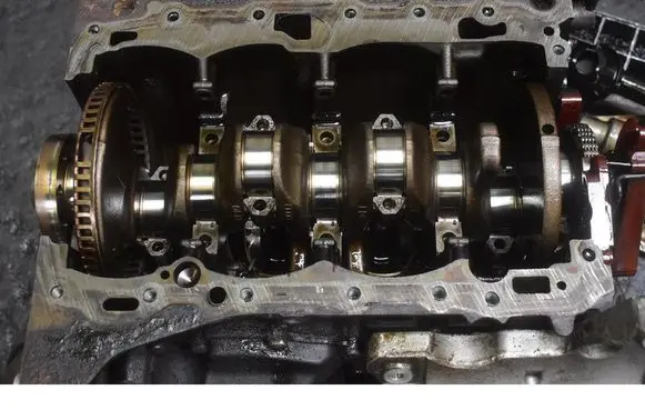 Skoda Superb B6 (3T) Engine block CDA