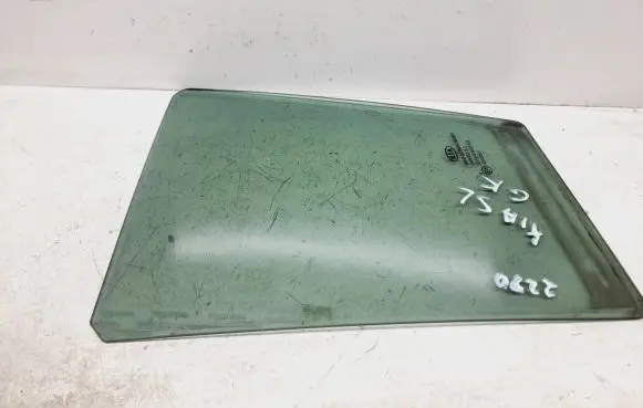 Rear vent window glass
