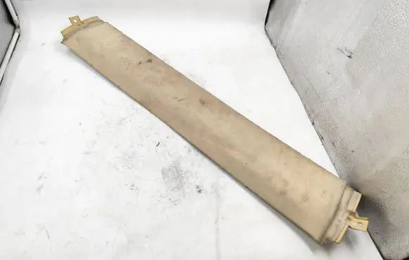 (D)pillar trim (top)