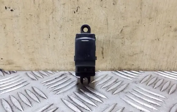 Nissan Qashqai Electric window control switch 25411JD000