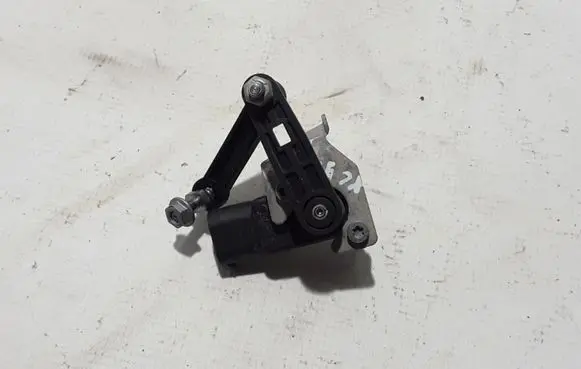 Volvo XC90 Air suspension front height level sensor 32246992
