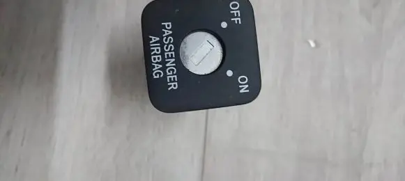 Toyota Corolla Verso E121 Passenger airbag on/off switch AJRBAG