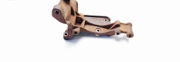Volkswagen PASSAT B3 Generator/alternator bracket 068903145P
