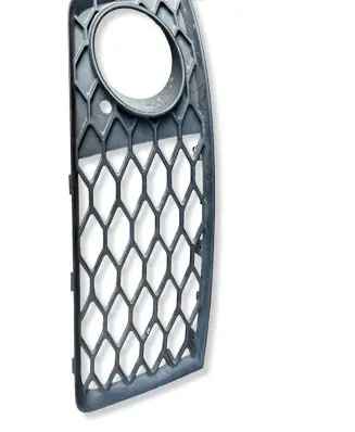 Audi RS4 B7 Front bumper lower grill 8E0807682E