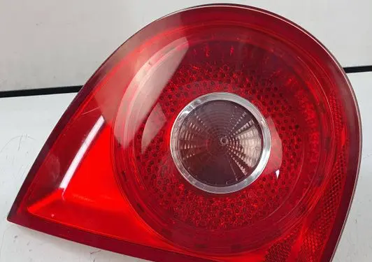Volkswagen Golf V Tailgate rear/tail lights 1k6945093e