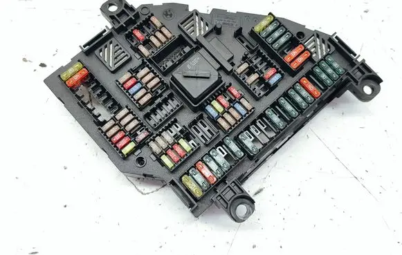 BMW 7 F01 F02 F03 F04 Fuse module 923442301 9234423