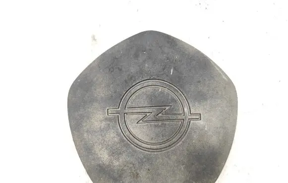 Opel Ascona C Original wheel cap 90089900