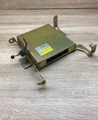 Nissan Primera Engine control unit/module ECU 2260461J02 EDCN80