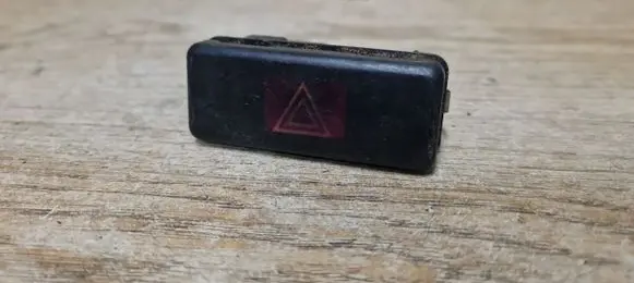 BMW 5 E39 Hazard light switch 8350947