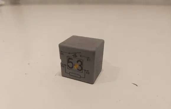 Skoda Fabia Mk1 (6Y) Other relay 141951253B 20240072