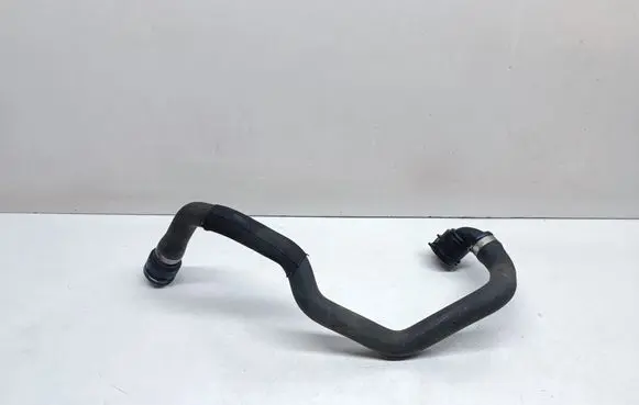 BMW X6 M Engine coolant pipe/hose 7589736