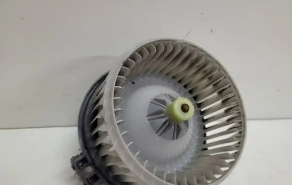 Subaru Outback Heater fan/blower 2727005290