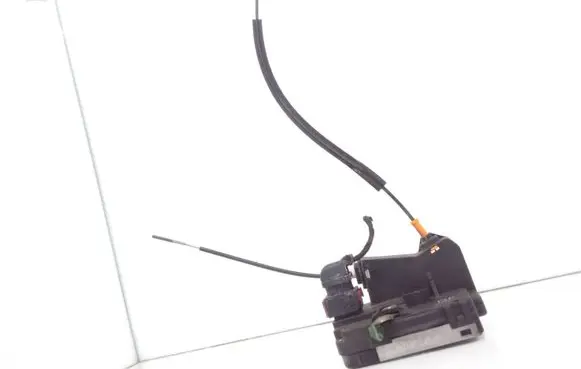 Opel Combo C Front door lock 13154792