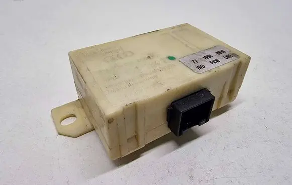 Audi A6 S6 C4 4A Immobilizer control unit/module 4A0953234F 6750491E