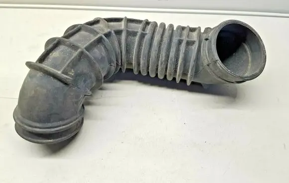 Ford Focus Air intake hose/pipe 98AB9P732AE