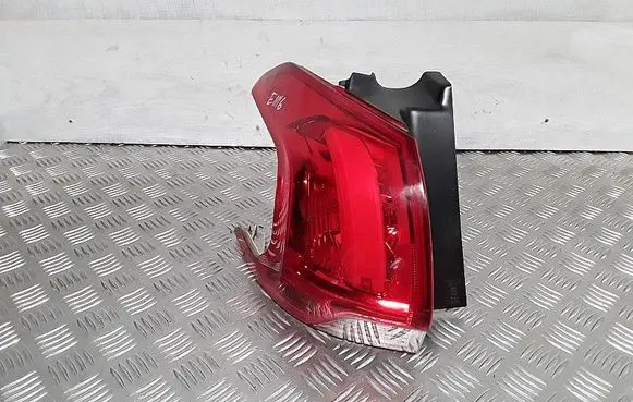 Rear/tail lights