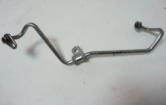 Volkswagen Up Turbo turbocharger oiling pipe/hose 04C145140A