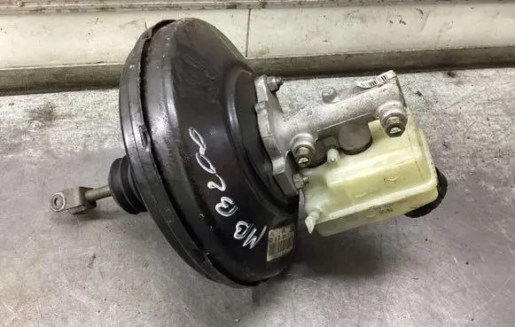 Mercedes-Benz B W245 Brake booster A1694300230